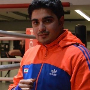 Meet your Posher, Achraf